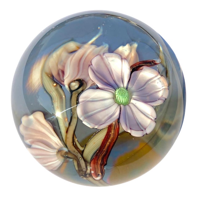 Orient & Flume Dogwood Blossom Flower California Art Glass Paperweight For Sale