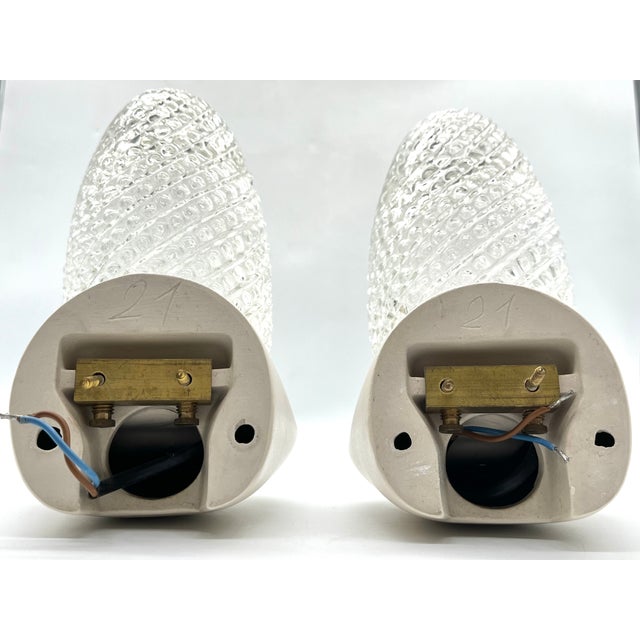 1960s Model 21 Wall Lights in Ceramic and Frosted Glass from Lindner Leuchten, 1960s, Set of 2 For Sale - Image 5 of 17