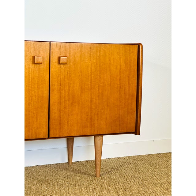 Scandinavian Teak Sideboard with Tapered Legs, 1960s For Sale - Image 9 of 18