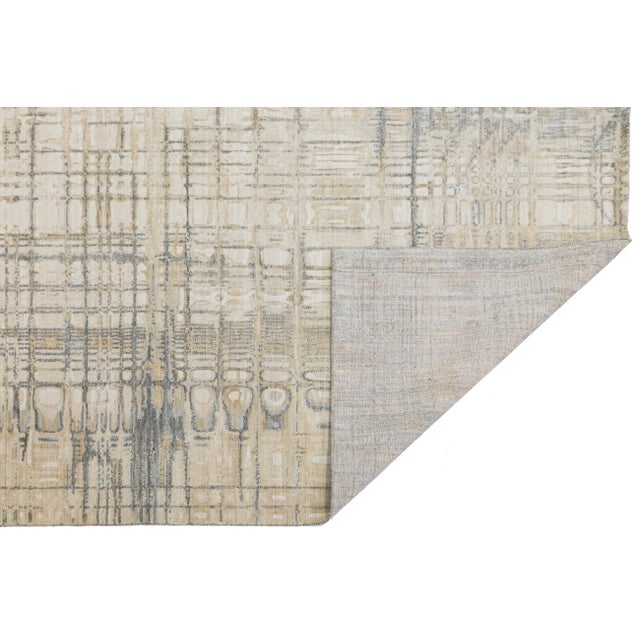 Abstract Modern Abstract Gridded Hand-Loomed Rug – Sand & Slate Gray Wool/Nylon Blend For Sale - Image 3 of 10