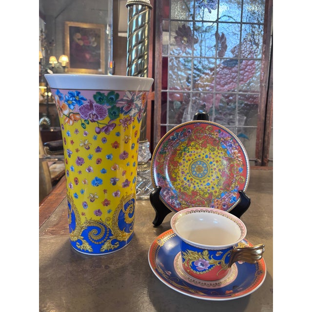 Ceramic Set of 4 Rosenthal Versace Primavera Tea Cup and Saucers For Sale - Image 7 of 9