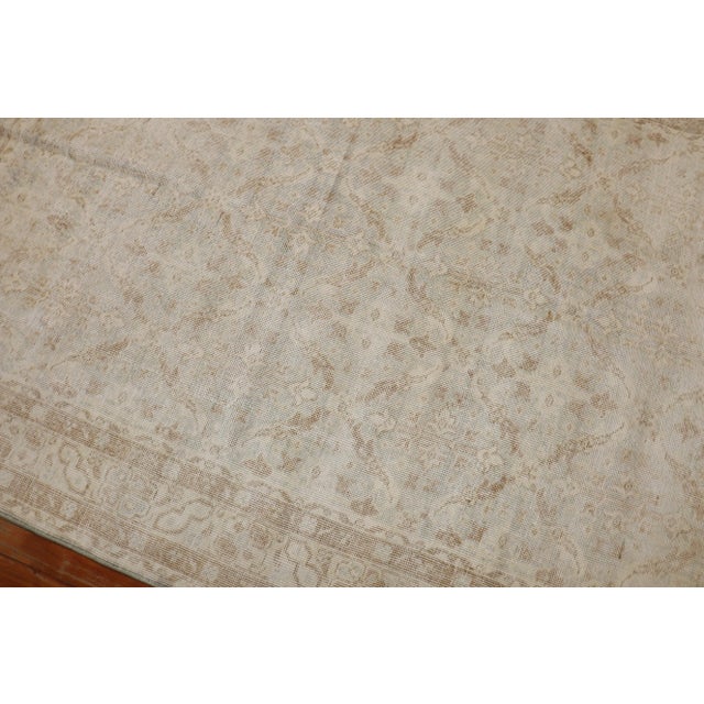 Worn Vintage Turkish Rug - 5'3" x 9' For Sale In New York - Image 6 of 10