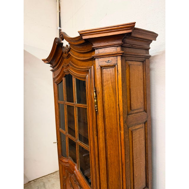 Wood Late 19th Century Louis XV Style French Oak Bookcase With Glazed Glass Door, Circa 1860 For Sale - Image 7 of 18
