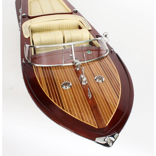 Wood Riva Aquarama Speedboat Model with Cream Interior For Sale - Image 7 of 18