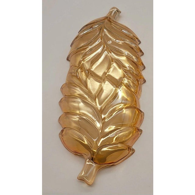 Mid-Century Modern Indiana Glass Amber Carnival Glass Leaf Snack Dish 11" X 4.5" Vintage 1950s-1970 For Sale - Image 3 of 4