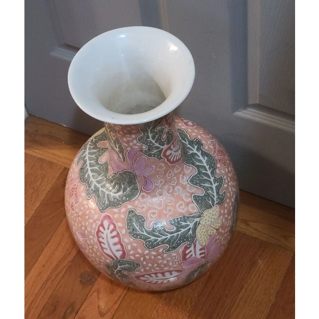 Vintage Chinese Chinoiserie Colorful Painted Leaves Tall Floor Vase For Sale - Image 6 of 7