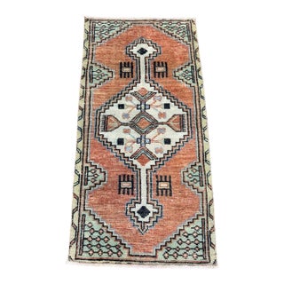 Turkish Yastik Rug 1'8" x 3'4" For Sale