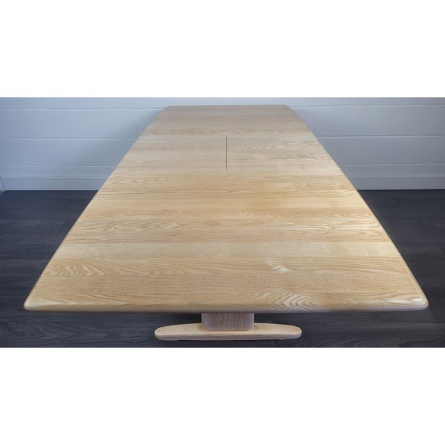 Windsor Extending Dining Table for Ercol, 2000s For Sale - Image 10 of 16