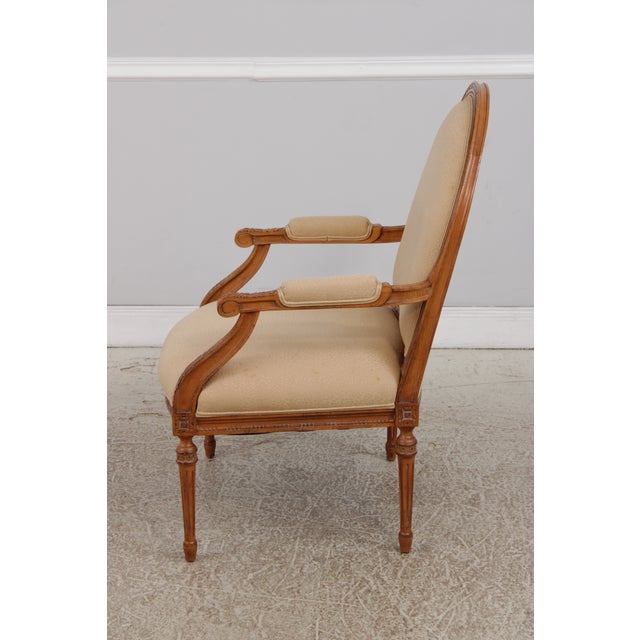 Pair French Louis XVI Fauteuil Open Armchairs For Sale In Philadelphia - Image 6 of 18