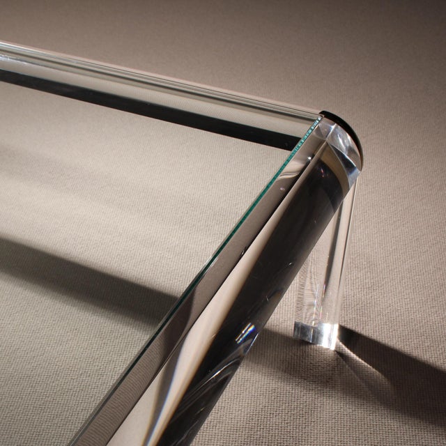 Rectangular Acrylic and Brass Coffee Table in the style of Karl Springer, 1970s For Sale - Image 6 of 18