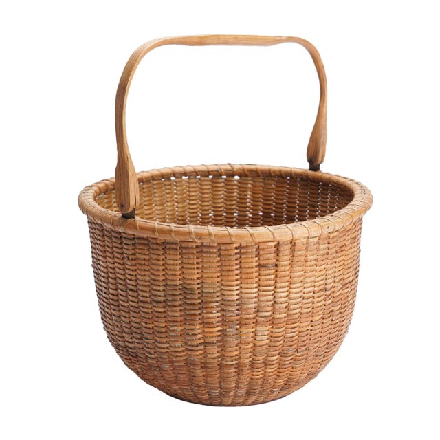 Brown Nantucket Lighthouse Basket Attributed to Mitchy Ray, 1900-50 For Sale - Image 8 of 12