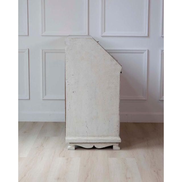 Scandinavian 18th Century Bureau, c.1790 For Sale - Image 11 of 16