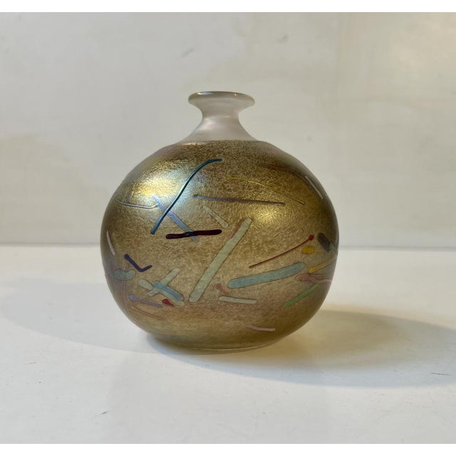 Glass Bertil Vallien Spherical Tornado Vase in Art Glass from Kosta Boda, 1980s For Sale - Image 7 of 7