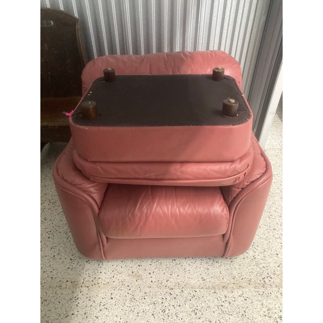Rose Late 20th Century Postmodern Overstuffed Leather Club Chair and Ottoman in Dusty Rose Leather by Leathercraft For Sale - Image 8 of 12