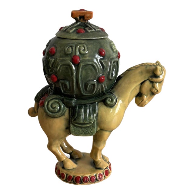 Late 20th Century Ceramic Tang Horse Figural Trinket Box For Sale