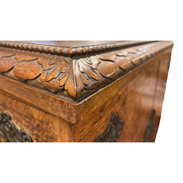 1920s William & Mary Revival Burl Walnut Cabinet on Stand, Circa 1920s, Attributed For Sale - Image 5 of 14