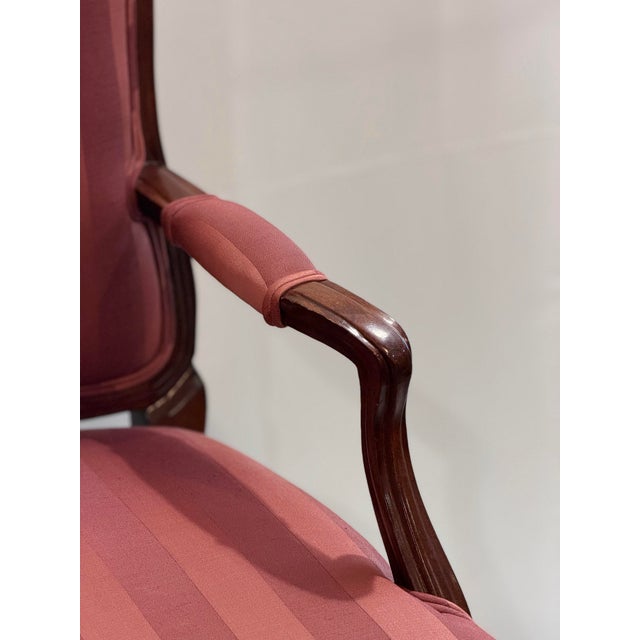 Late 20th Century Pair of Beverly Furniture Louis XV Style Mahogany Armchairs For Sale - Image 4 of 10