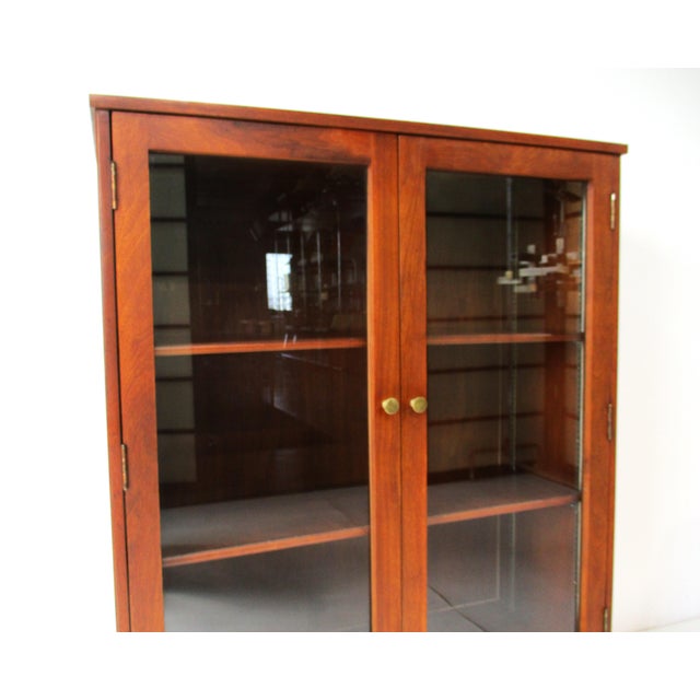 Globe Wernicke Mid Century Walnut Bookcase in the Style of Globe Wernicke For Sale - Image 4 of 11