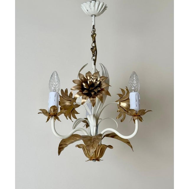 Hollywood Regency Cream and Gilt 3-Arm Chandelier with Floral Details, 1970 For Sale - Image 4 of 15
