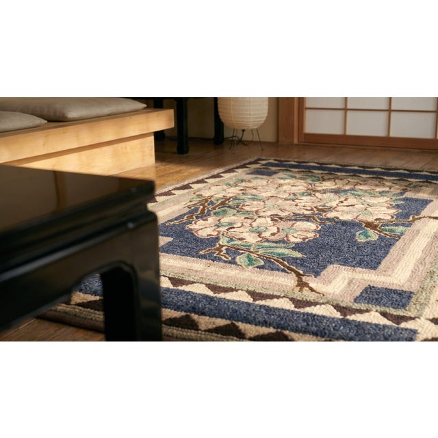 Textile 1920s Gray Floral Traditional Floral Antique American Hooked Rug 2'9" X 4'2" Handknotted Wool Carpet For Sale - Image 7 of 7