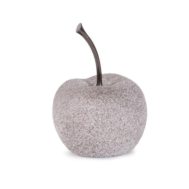 Modern Pomme Sculpture in Polyresin For Sale In Chicago - Image 6 of 11
