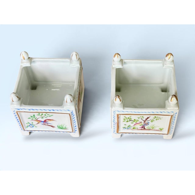 1920s Square Porcelain Planters from Limoges, France, 1920s, Set of 2 For Sale - Image 5 of 7
