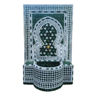 Moroccan Green & White Mosaic Tile Fountain / Rafraf Style For Sale