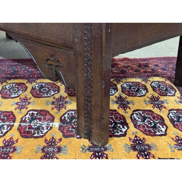 19th Century English Oak Chest For Sale - Image 14 of 18