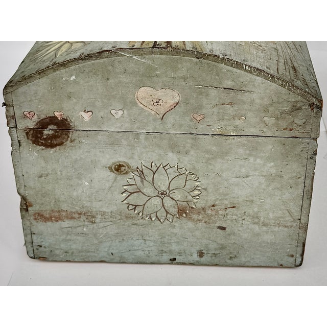 Early 19th Century American Folk Art Blue Painted Storage Chest Circa 1820 For Sale - Image 5 of 18
