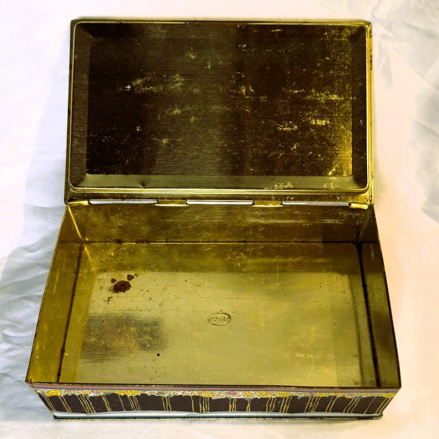 Antique "Huyler’s New York" Candy Tin Litho Box For Sale In Greenville, SC - Image 6 of 12