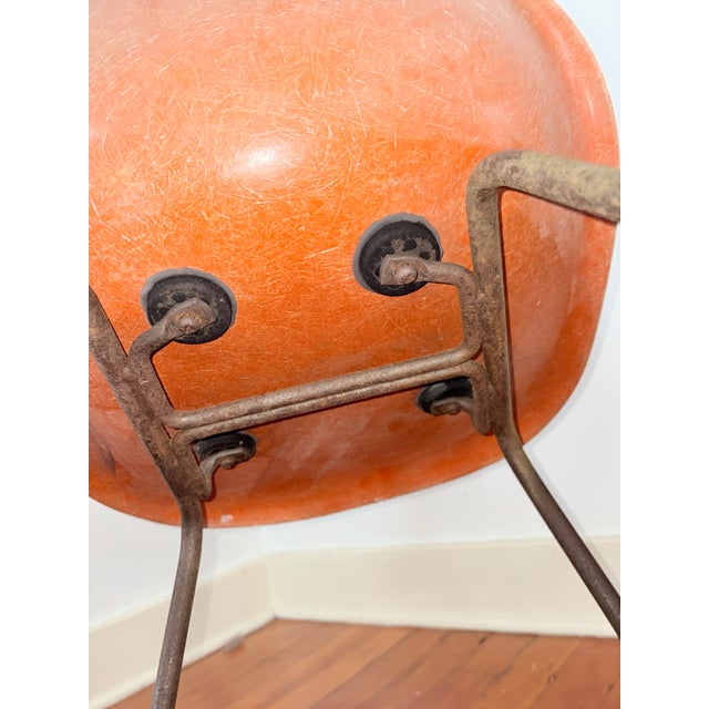 Peach 1950s Authentic Herman Miller Eames Fiberglass Side Chair – Original Finish W/ Metal Base For Sale - Image 8 of 10
