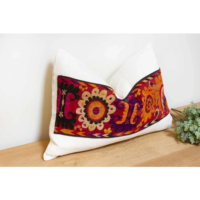 Asian Jouri Antique Uzbek Suzani Linen Pillow For Sale - Image 3 of 7