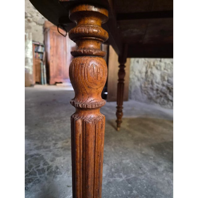 Antique French Round Oak Drop-Leaf Dining Table, 1870s For Sale - Image 14 of 18