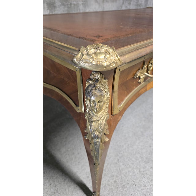 Large Louis XV Style Flat Desk in Mahogany, 1890s For Sale - Image 4 of 18