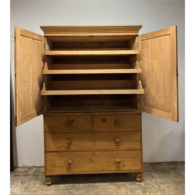 19th Century English Pine Linen Press For Sale - Image 9 of 10