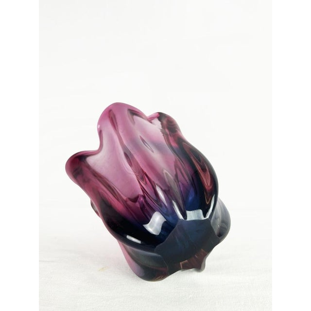 Glass Dark Pink and Purple Sommerso Glass Vase attributed to Josef Hospodka for Chribska, 1960s For Sale - Image 7 of 15