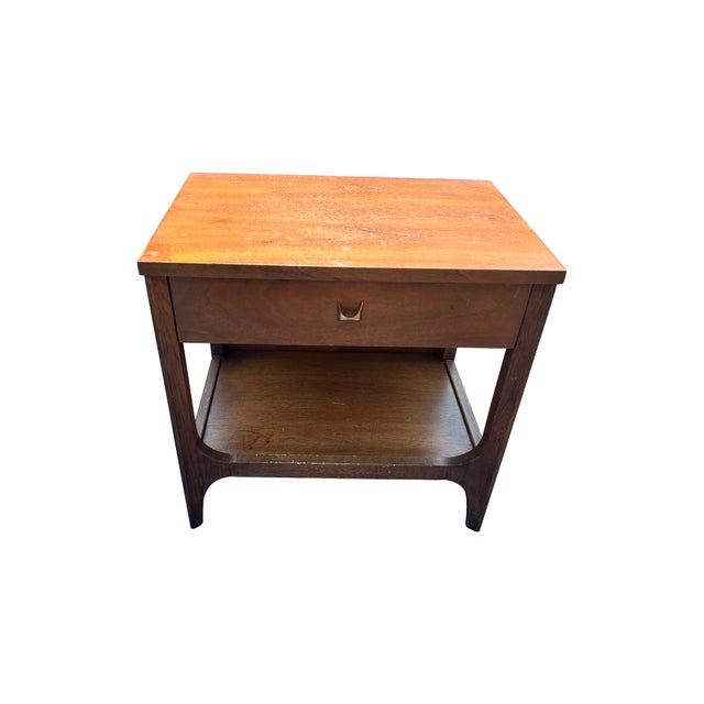 Broyhill Brasilia Single Nightstand or End Side Table in Vintage Mid Century Modern Style, Attributed For Sale In New York - Image 6 of 7