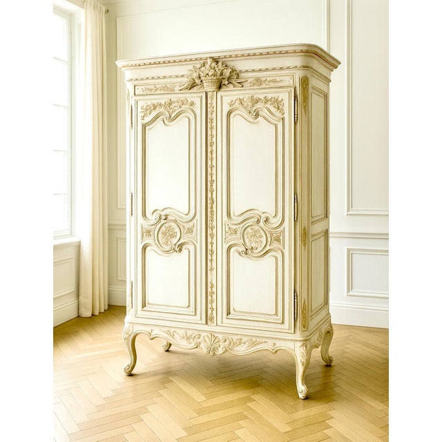 Louis XV–Style Armoire in Antique Cream & Gold Finish. French Elegance Reborn For Sale - Image 12 of 14