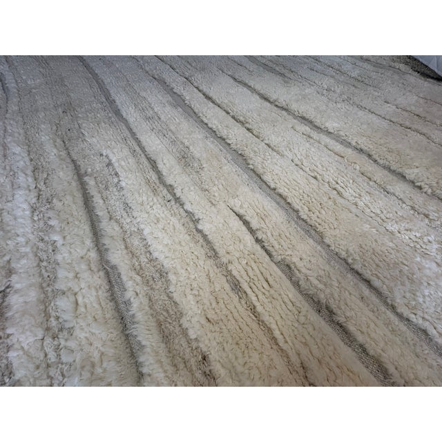 Rh Eli Wool Rug – 12' × 15' Natural | Hand-Knotted New Zealand Wool | Moroccan-Inspired Contemporary Design For Sale - Image 15 of 18
