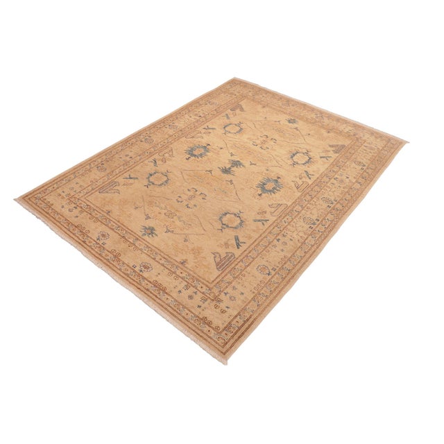 Shabby Chic Shabby Chic Ziegler Tan Blue Hand-Knotted Wool Rug - 5'11'' X 8'10'' For Sale - Image 3 of 8