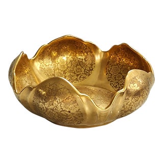 1910s H & C Pickard 24k Encrusted Golden Rose and Daisy Pattern Tulip Bowl For Sale