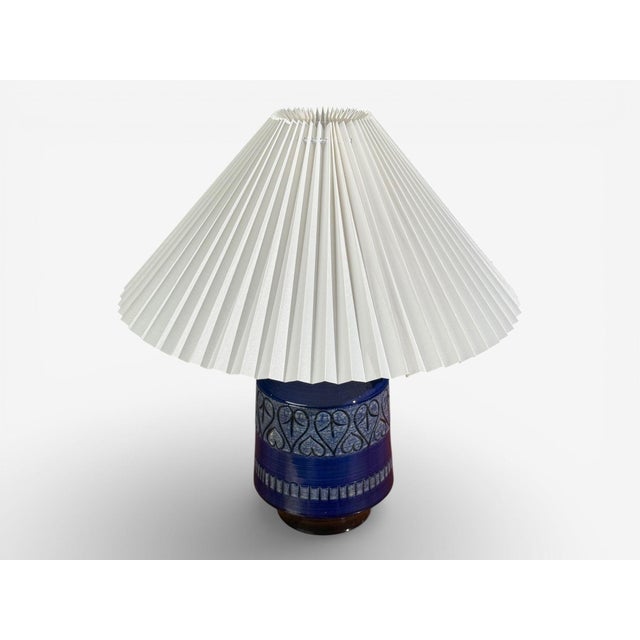 Mid-Century Modern Italian Modern, Table Lamp, Cobalt Blue Ceramic, Italy, 1960s For Sale - Image 3 of 9