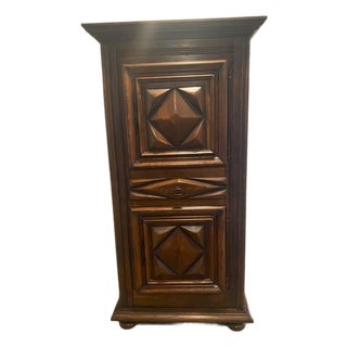 18th Century Country French Bonnetiere For Sale