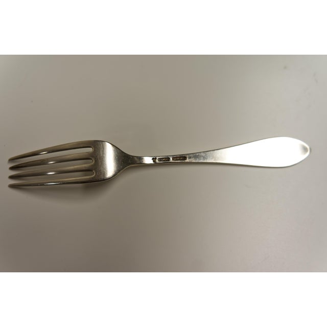 Early 20th Century RLB Lunt Silversmiths Sterling Silver Set of 5 Knives & 5 Forks For Sale - Image 5 of 10