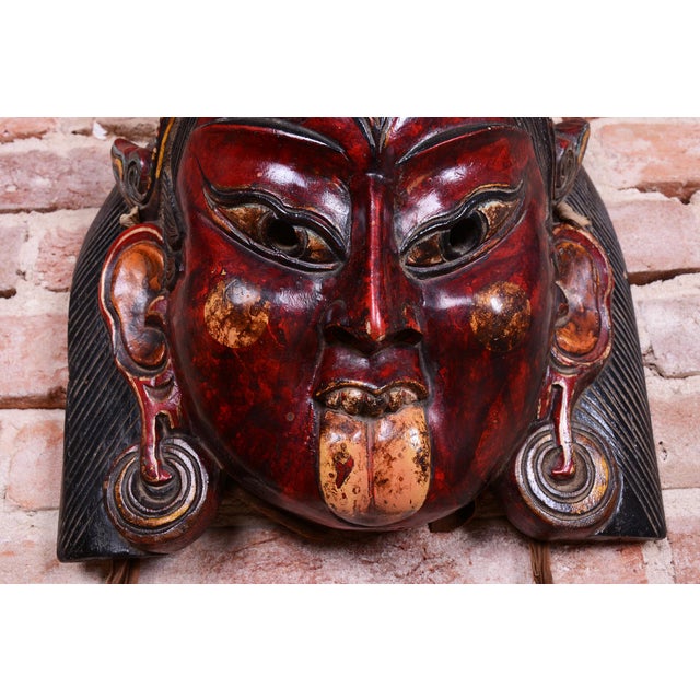Antique Asian Facial Mas in Lacquered and Painted Wood, 1890s For Sale - Image 6 of 8