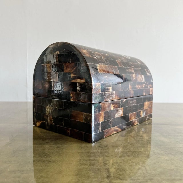 Vintage Tessellated Horn Dome Top Box For Sale - Image 4 of 9