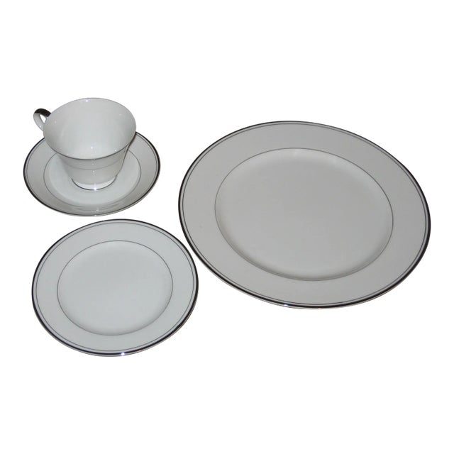Imperial China Place Setting for One For Sale