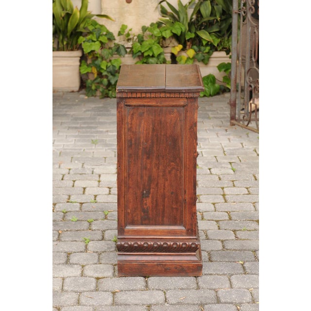 Petite Italian Walnut 1840s Commode with Three Drawers and Guilloche Motifs For Sale - Image 12 of 12