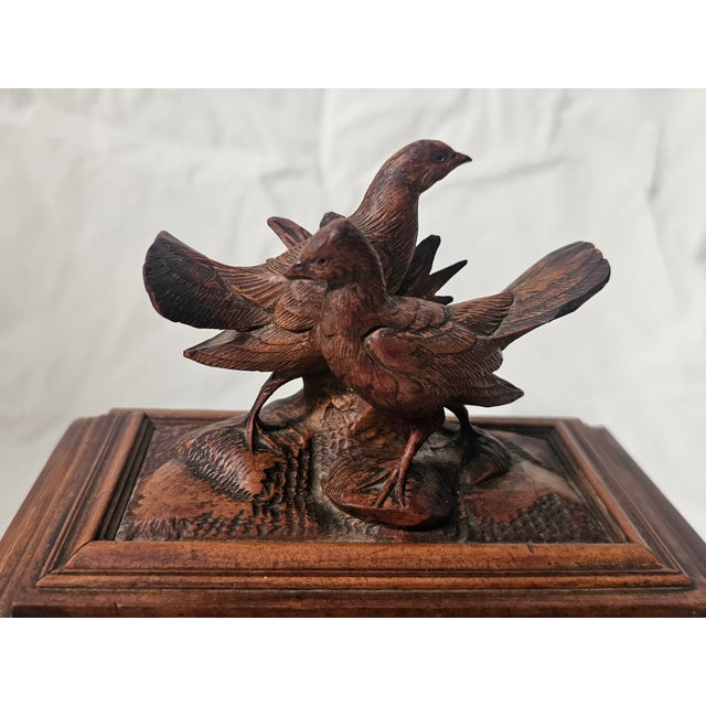 Wood 1880s Black Forest Carved Walnut Jewelry Box With Birds, Floral Relief, & Key For Sale - Image 7 of 15