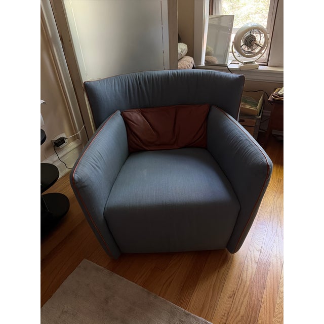 The Gamma Arredamenti Tulip Swivel Chair For Sale - Image 12 of 12